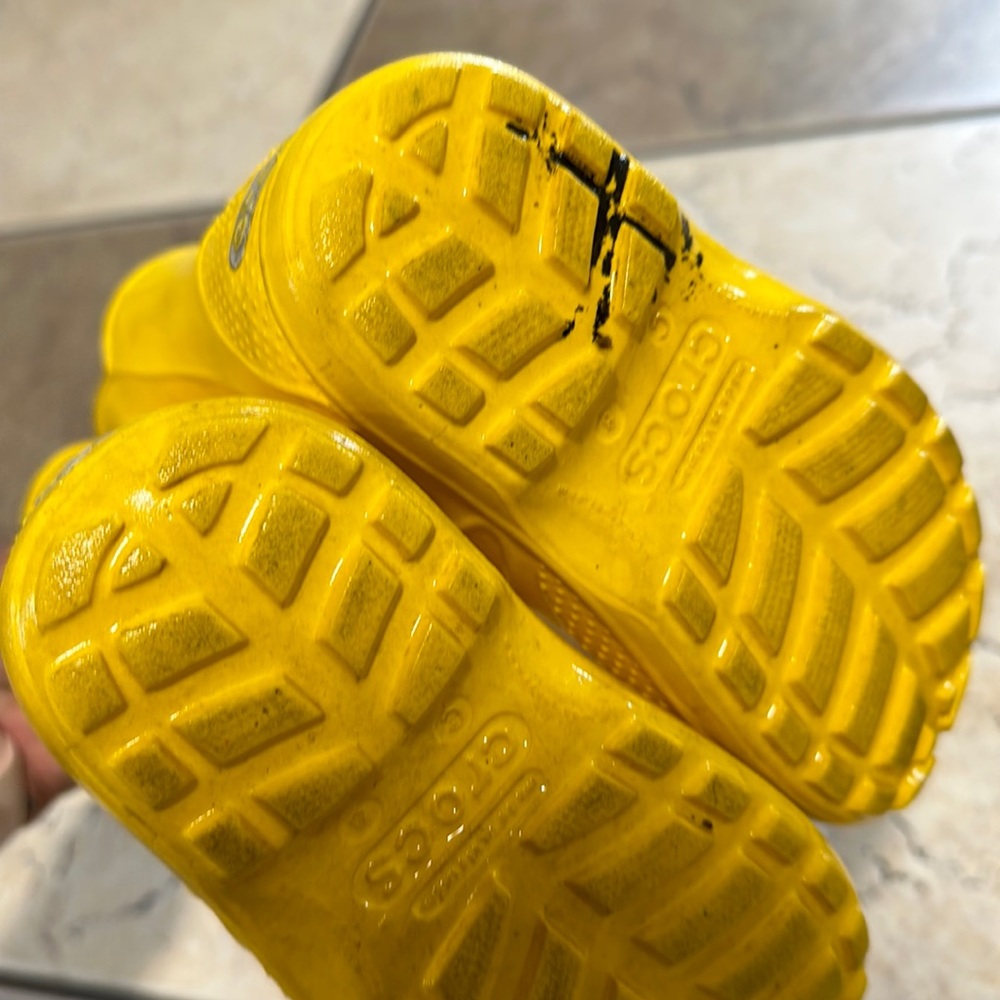 Crocs - Picture 3 of 3